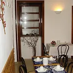 לינה וארוחת בוקר La Casa Di Rosy 3*